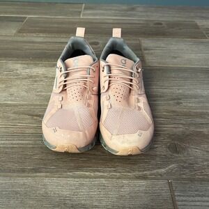 On Cloud 5‎ Waterproof Running Shoes Rose/Shell Womens Size 7 Athletic Sneakers
